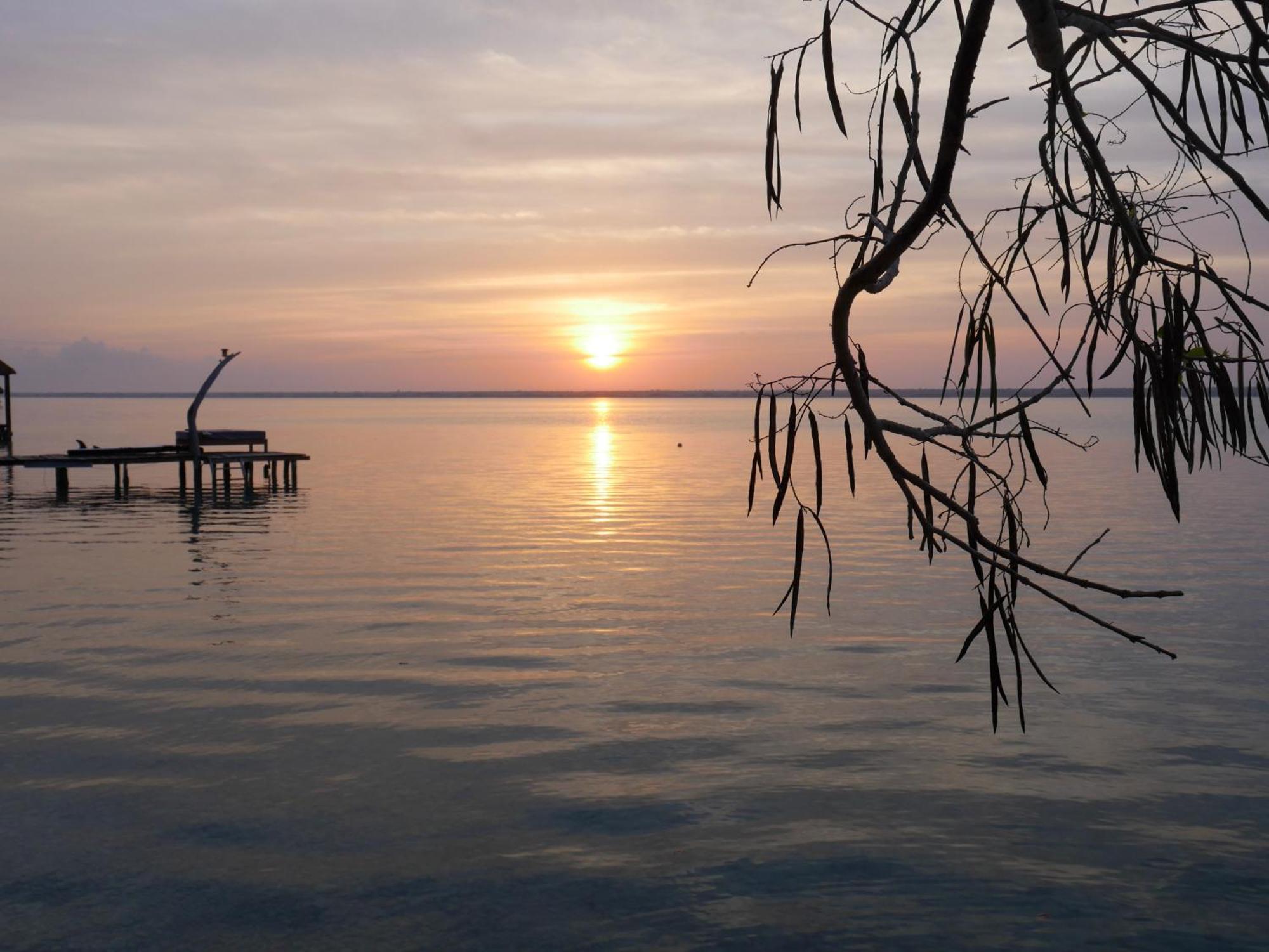 Villa Santuario Lake Front Oasis Bacalar Ngoại thất bức ảnh