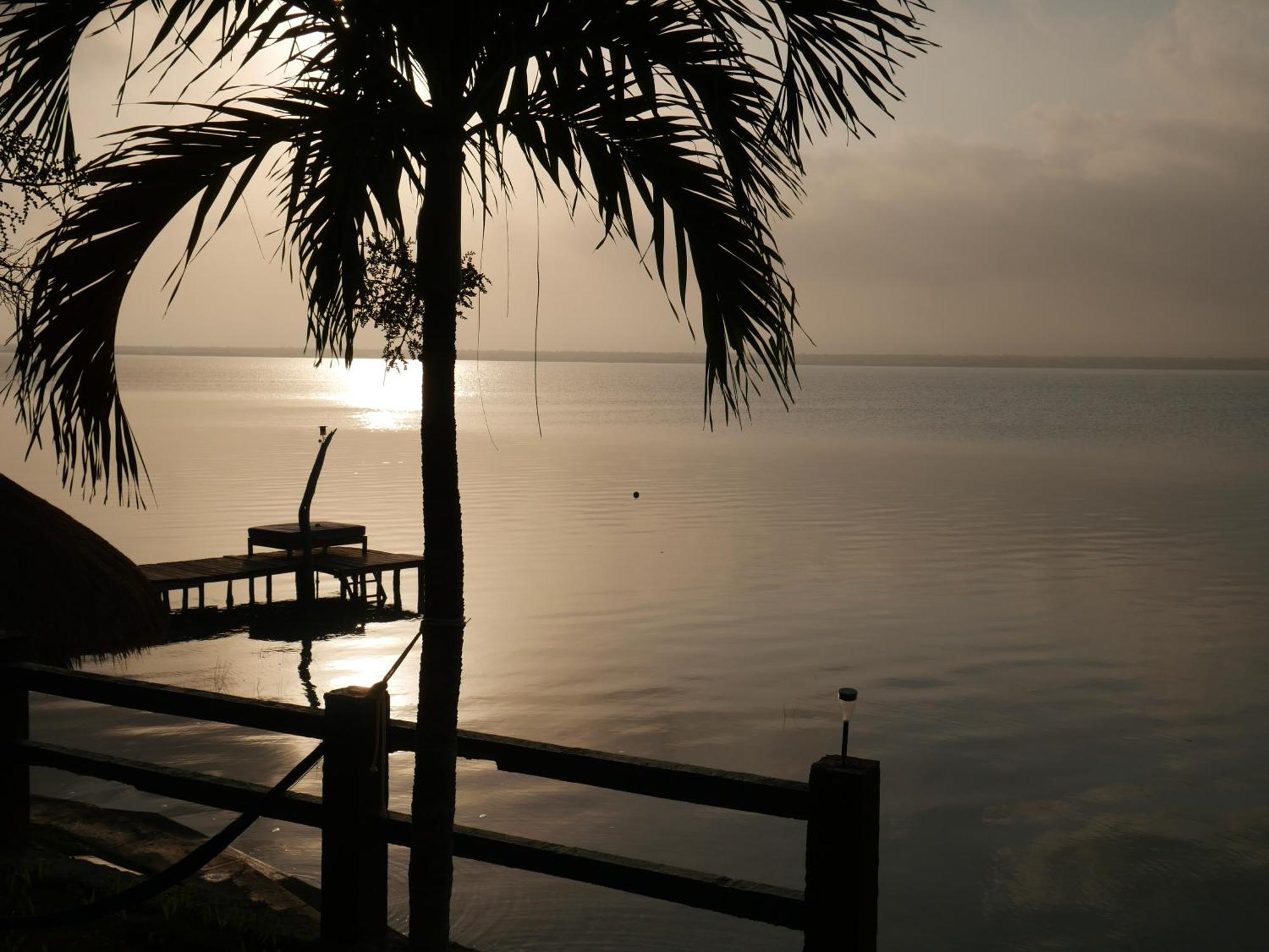 Villa Santuario Lake Front Oasis Bacalar Ngoại thất bức ảnh